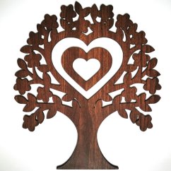 Drevený strom lásky na stenu.