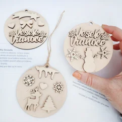 Drevené výrezy potrebné na výrobu troch kusov vlastných ozdôb. Drevené výrezy potrebné na výrobu troch kusov vlastných ozdôb.