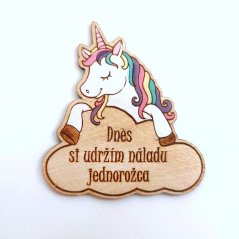 Vtipná drevená magnetka "Jednorožec"