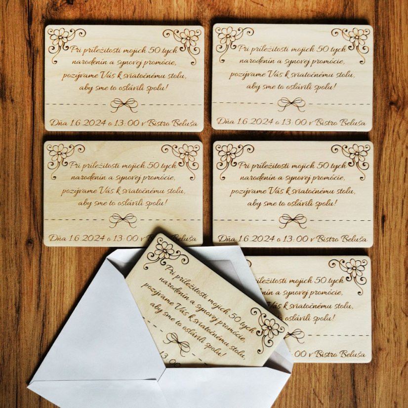 Drevená pozvánka na oslavu alebo svadbu