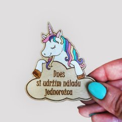 Vtipná drevená magnetka "Jednorožec"